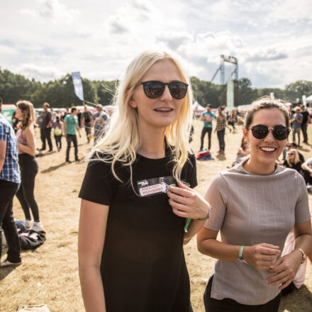 Lollapalooza Berlin 2017 [Day 2] @ Rennbahn Hoppegarten