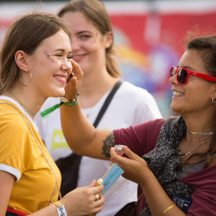 Lollapalooza Berlin 2017 [Day 2] @ Rennbahn Hoppegarten