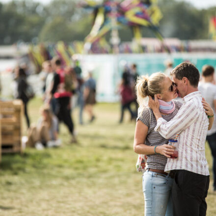 Lollapalooza Berlin 2017 [Day 2] @ Rennbahn Hoppegarten