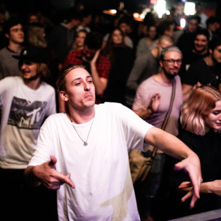 Fasten your Seatbelts w/Teddy Killerz @ Warehouse St. Pölten