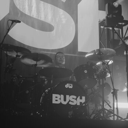 Bush @ Gasometer Wien