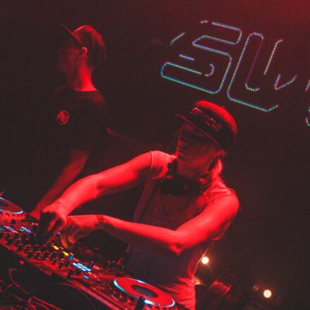 Switch! Deluxe @ Flex Wien