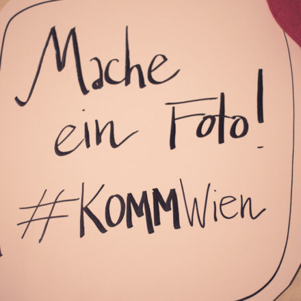 KOMM! Winterfest @ Die Schöne Wien