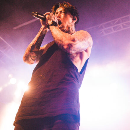 Falling In Reverse, The Word Alive, Dead Girls Academy @ Arena Wien