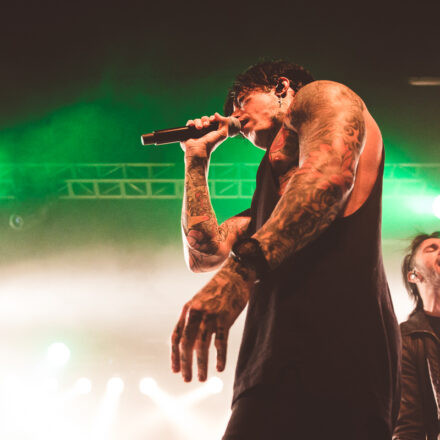 Falling In Reverse, The Word Alive, Dead Girls Academy @ Arena Wien