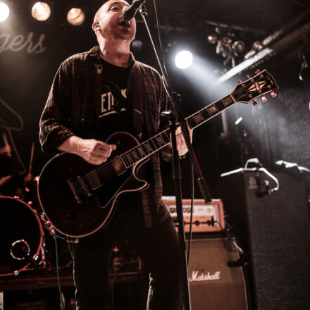 The Menzingers, Pup, Cayetana @ Flex Wien