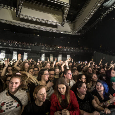 Kraftklub @ Gasometer Wien