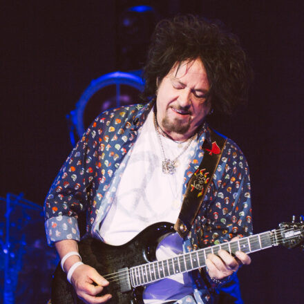 TOTO - 40 Trips Around The Sun Tour @ Gasometer Wien