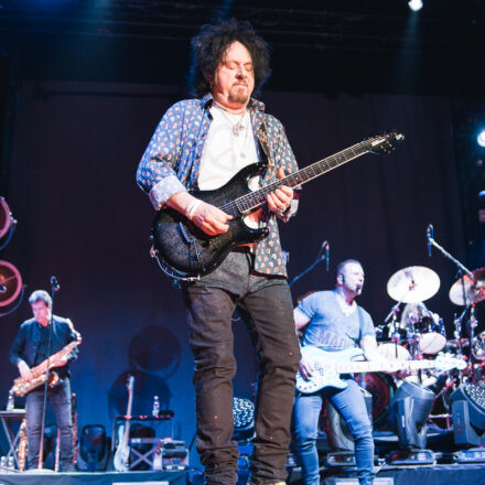 TOTO - 40 Trips Around The Sun Tour @ Gasometer Wien