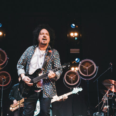 TOTO - 40 Trips Around The Sun Tour @ Gasometer Wien