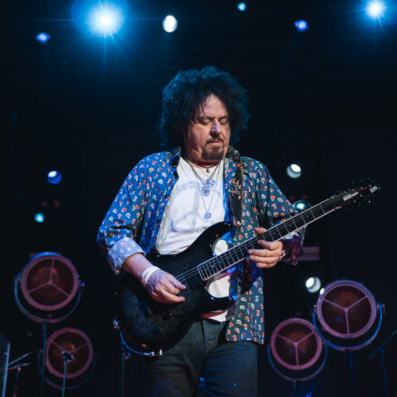 TOTO - 40 Trips Around The Sun Tour @ Gasometer Wien