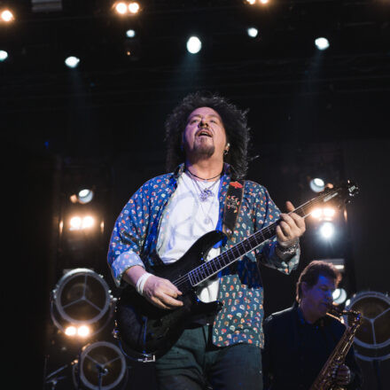 TOTO - 40 Trips Around The Sun Tour @ Gasometer Wien