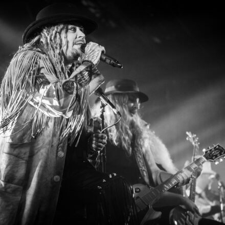 Korpiklaani @ Simm City Wien