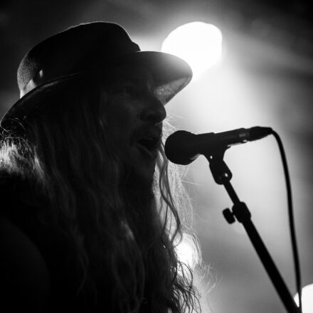 Korpiklaani @ Simm City Wien