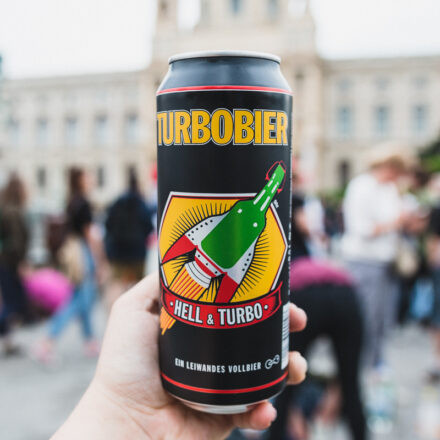 Man bringe den Spritzwein - Anstoß zum Abschluss @ Maria-Theresien-Platz Wien