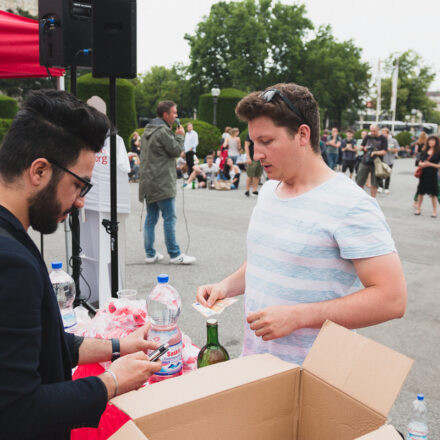 Man bringe den Spritzwein - Anstoß zum Abschluss @ Maria-Theresien-Platz Wien