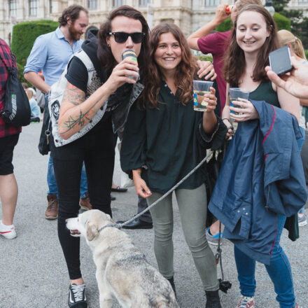 Man bringe den Spritzwein - Anstoß zum Abschluss @ Maria-Theresien-Platz Wien