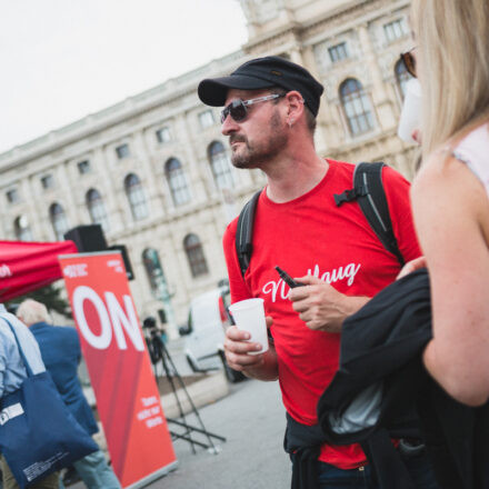 Man bringe den Spritzwein - Anstoß zum Abschluss @ Maria-Theresien-Platz Wien