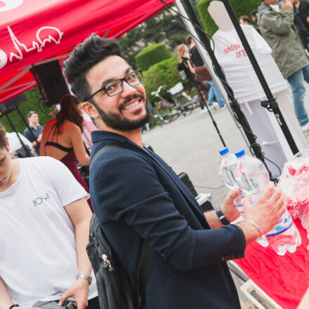 Man bringe den Spritzwein - Anstoß zum Abschluss @ Maria-Theresien-Platz Wien