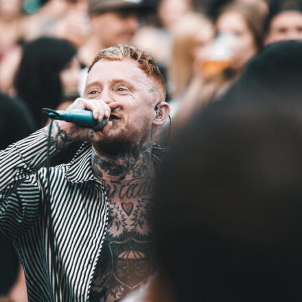 Good Charlotte, Frank Carter a.t. Rattlesnakes @ Arena Wien