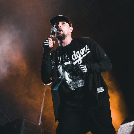 Good Charlotte, Frank Carter a.t. Rattlesnakes @ Arena Wien