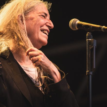 Patti Smith & Band - Open Air