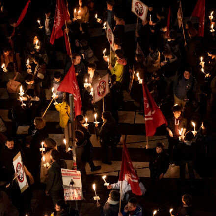 Fackelzug Demonstration: Schluss mit Rassismus! @ Opernring