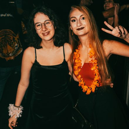 2000s & 90ies Club