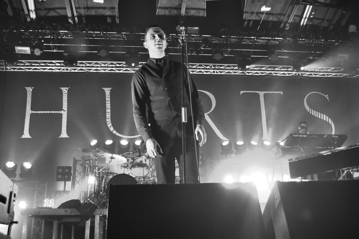 Hurts @ Gasometer