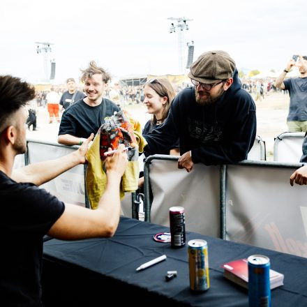 Volume Autogrammzelt @ Nova Rock Festival 2024