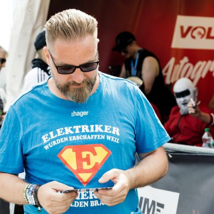 Volume Autogrammzelt @ Nova Rock Festival 2024