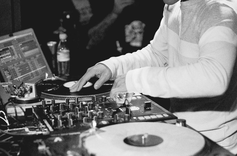Red Bull Thre3style DJ Battle @ Volksgarten