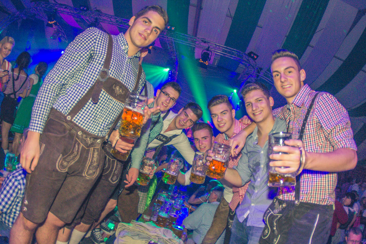 Wiener Wiesn Fest 2014 Tag 2 @ Kaiserwiese