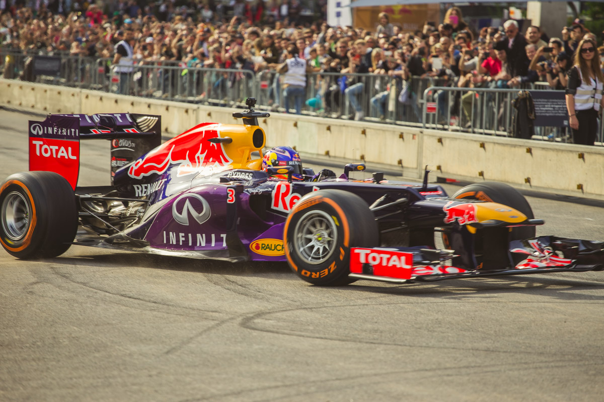 RedBull F1 Showrun @ Rathaus