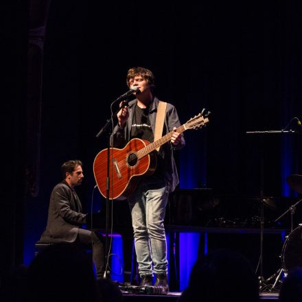 Der Nino aus Wien / Raphael Sas Doppelkonzert @ Stadtsaal Wien