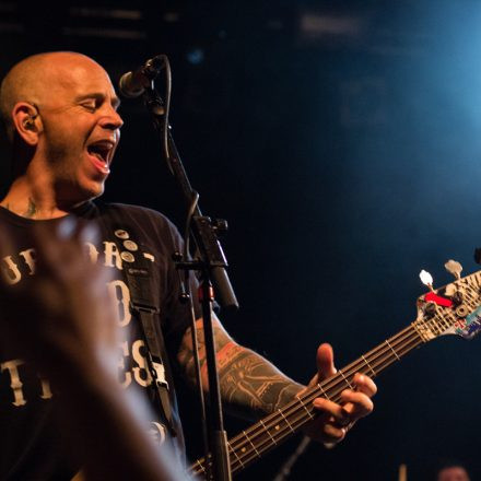 Bouncing Souls us The Menzinger us Roger Harvey us @ Arena Wien