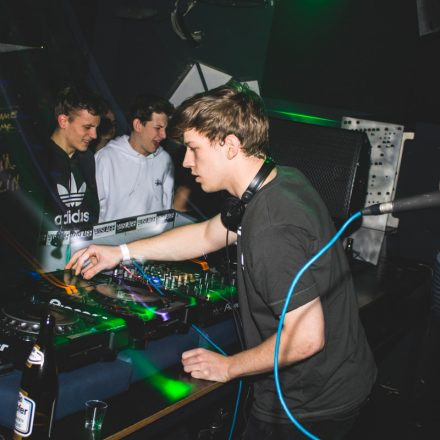 Switch! pres. Simula @ Auslage Wien