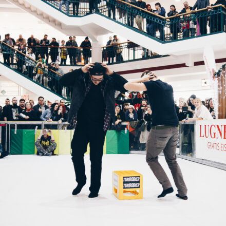 TURBOBIER on Ice - die Revueshow @ Lugner City Wien