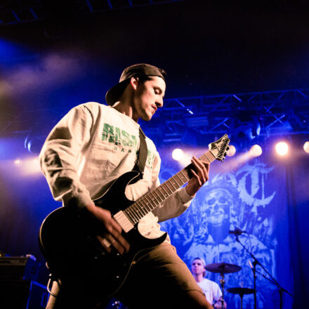 EARLY SHOW Deez Nuts / Comeback Kid / First Blood / Risk It @ Arena Wien