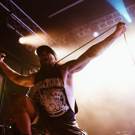 EARLY SHOW Deez Nuts / Comeback Kid / First Blood / Risk It @ Arena Wien