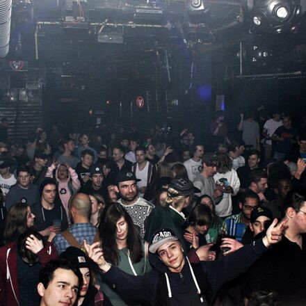 Shutdown #14 @ Flex Wien [Pics by Paul Winkler]