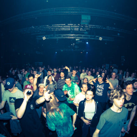 Fasten Your Seatbelts w/Signal @ Warehouse St. Pölten [Part 1]