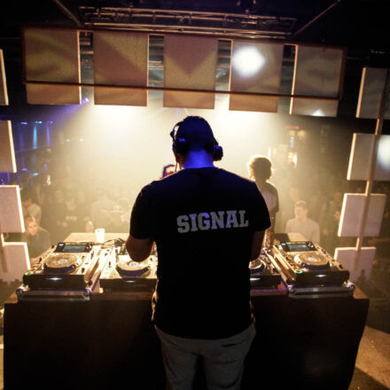 Fasten Your Seatbelts w/Signal @ Warehouse St. Pölten [Part 2]