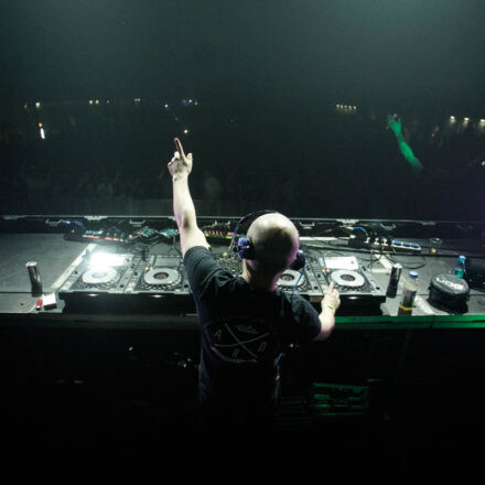 Switch! XL presents the BIG BAD JUMP UP RAVE @ Marxhalle Wien [Part 2]