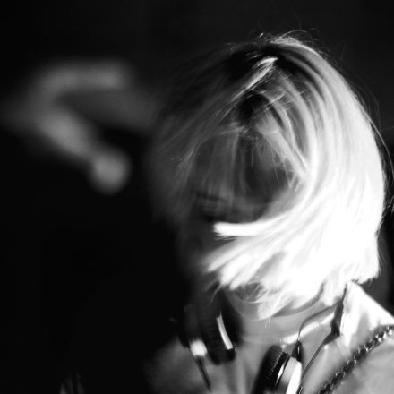 AFTERHOUR mit LINA K (Moldova / China) & SUTTER CANE