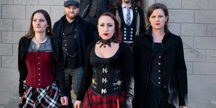 Born to Folk - Tir Nan Og