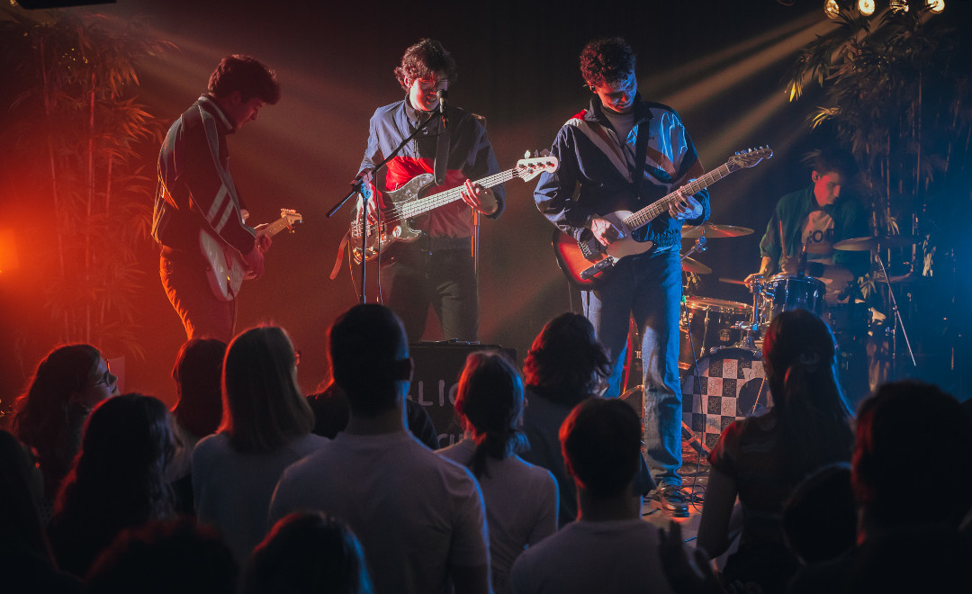Täglich frisches Obst + Ivery am 18. May 2023 @ 1019 Jazzclub. Täglich frisches Obst + Ivery am 18. May 2023 @ 1019 Jazzclub.