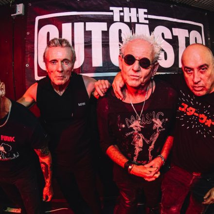 The Outcasts (NIR) + Rämbow + t.b.a.