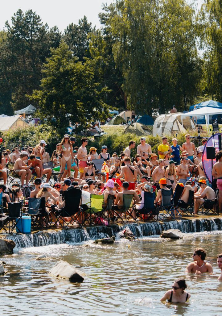 VOLUME Pop Up WaterStage am FM4 Frequency 2026