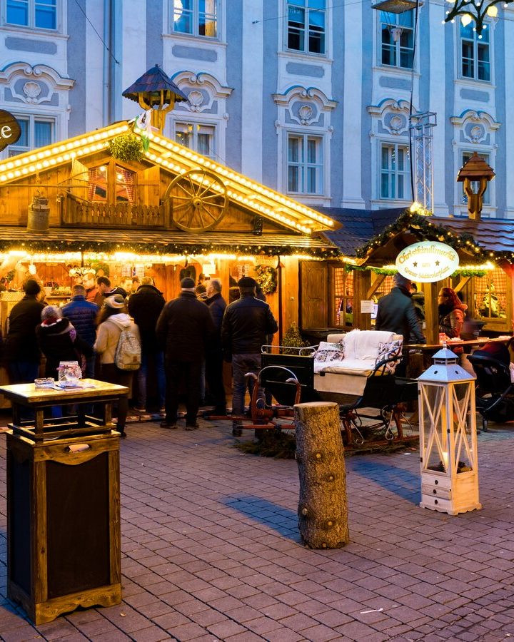 Christkindlmarkt am Südtiroler Platz in Graz 2025